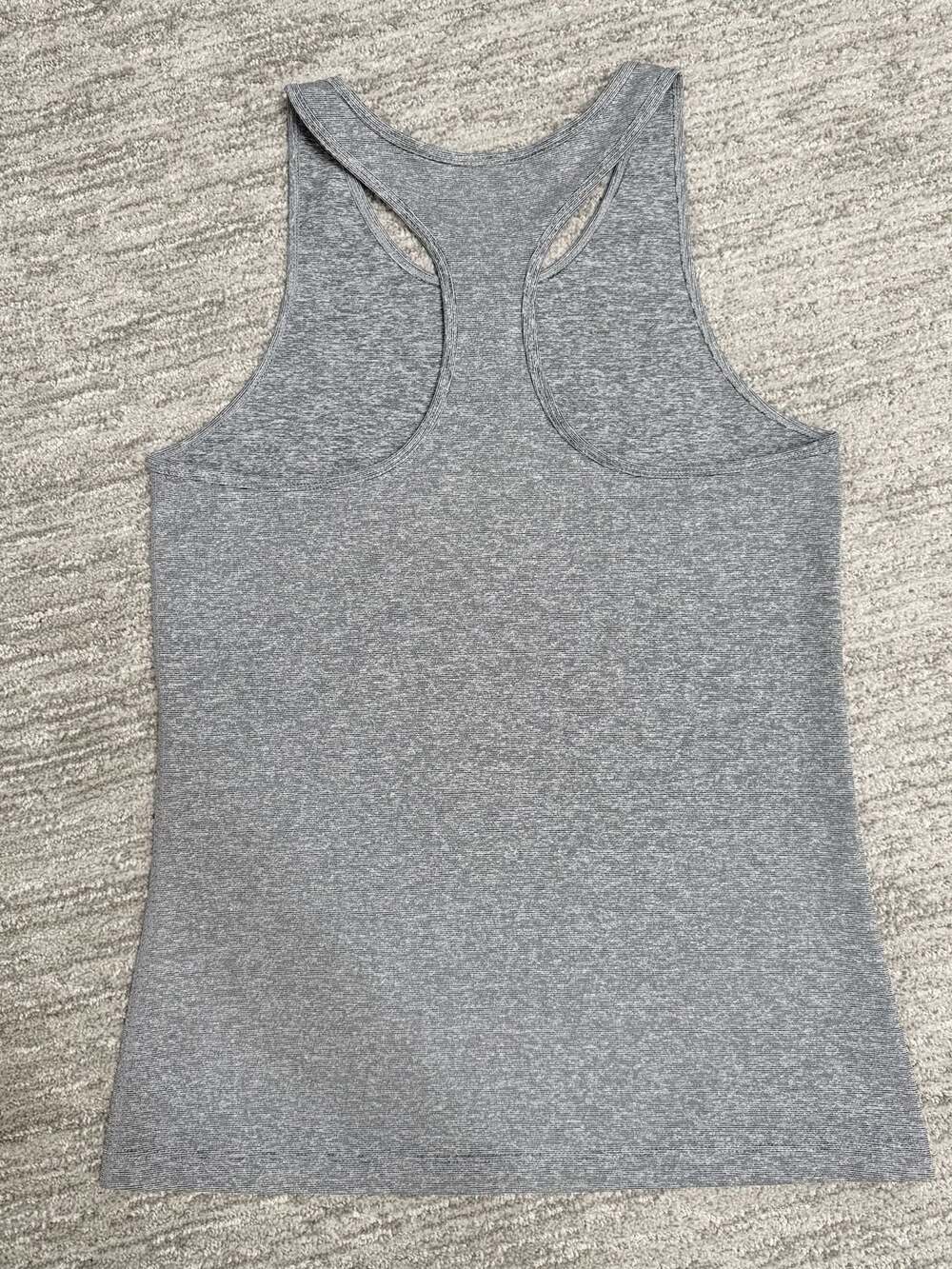 Vuori Racerback Tank Top - Picture 2 of 3